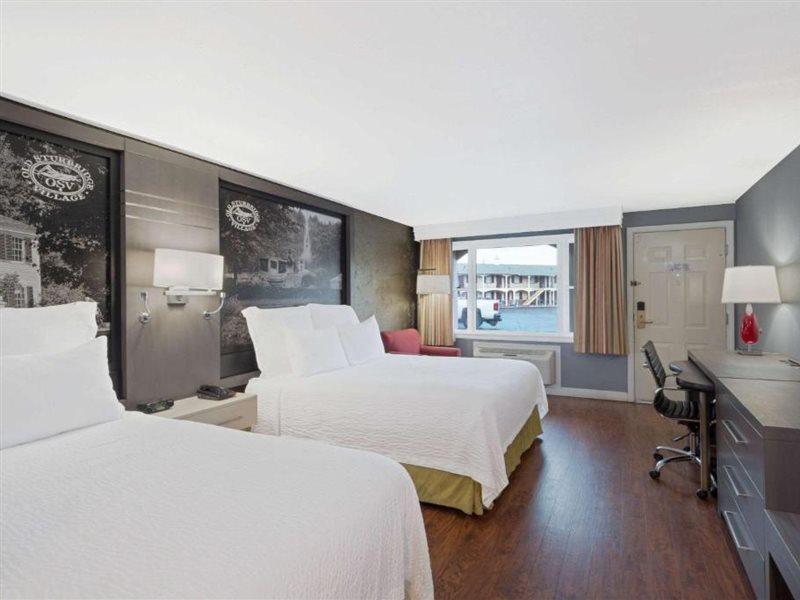 Hotel Super 8 By Wyndham Sturbridge Zewnętrze zdjęcie