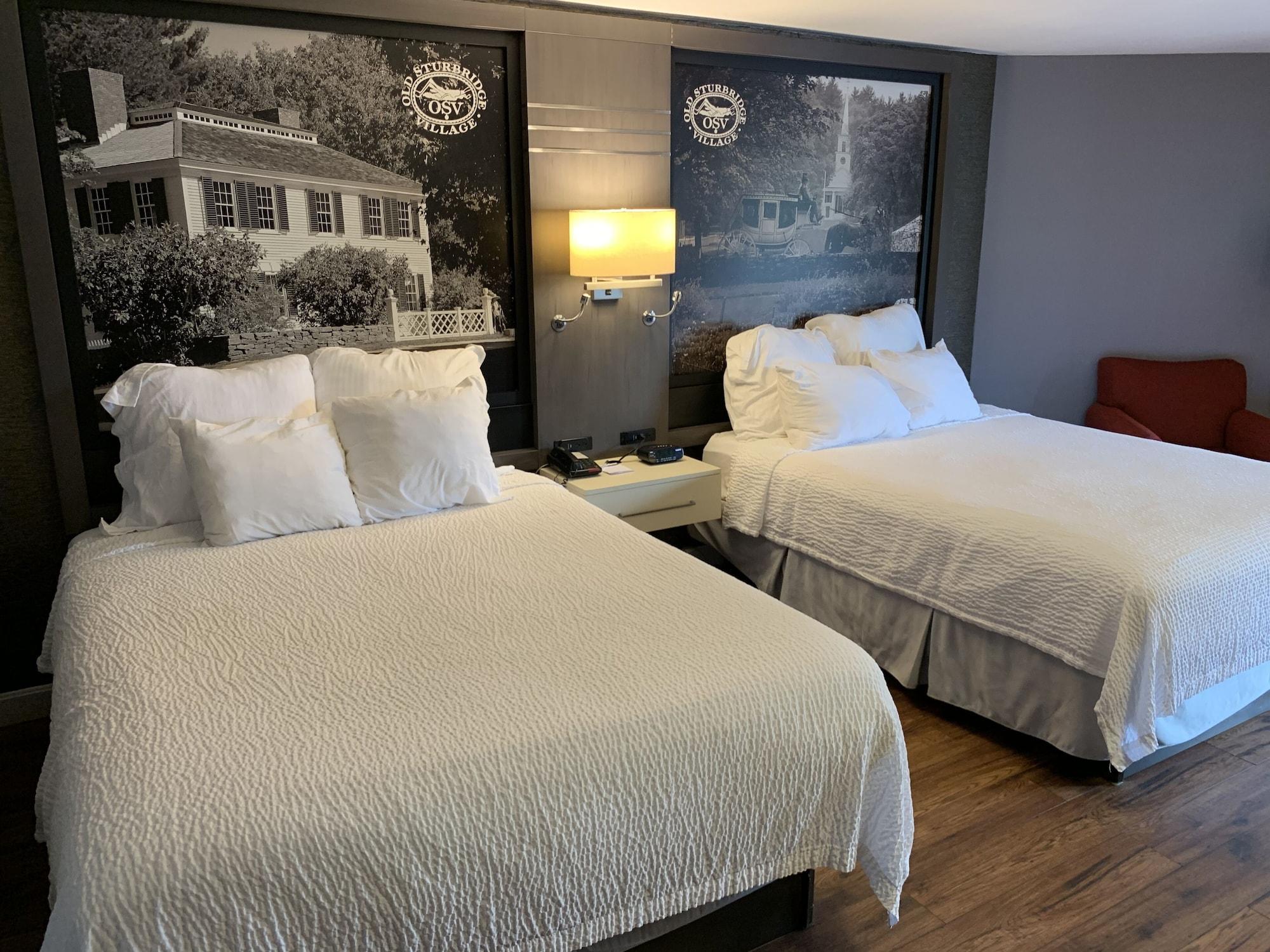 Hotel Super 8 By Wyndham Sturbridge Zewnętrze zdjęcie