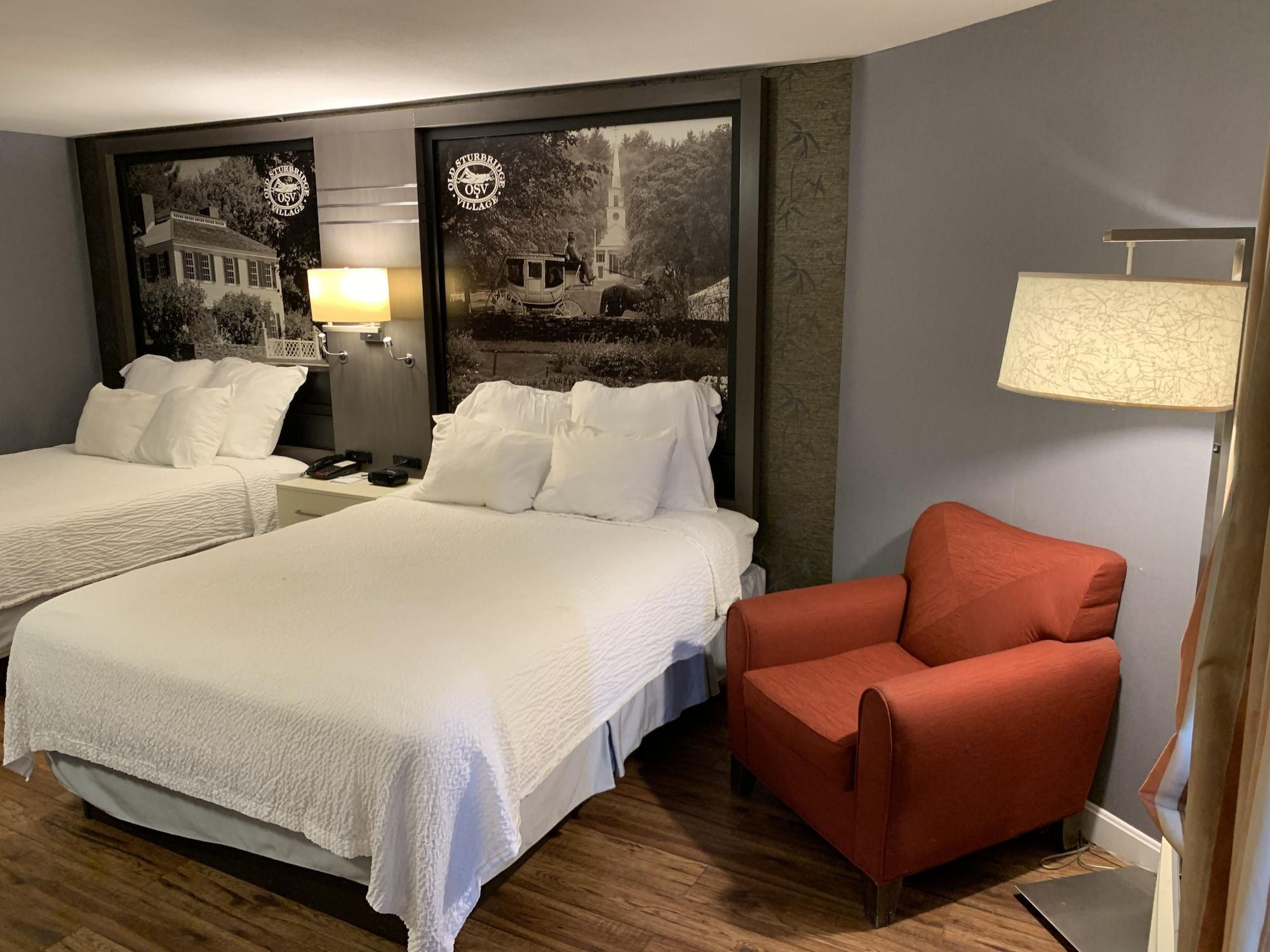 Hotel Super 8 By Wyndham Sturbridge Zewnętrze zdjęcie