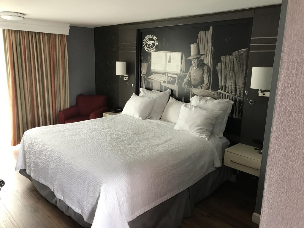 Hotel Super 8 By Wyndham Sturbridge Zewnętrze zdjęcie